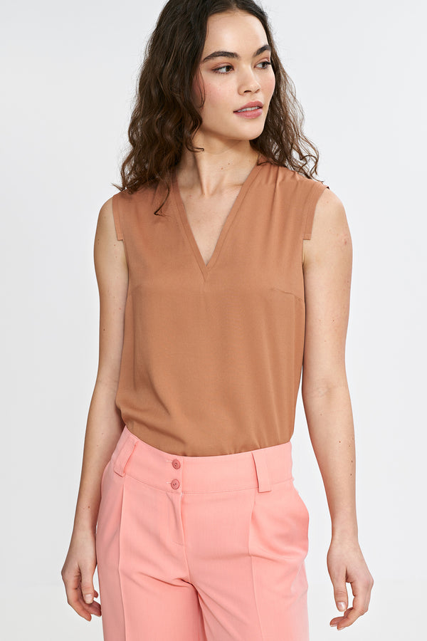 Blouse model 210076